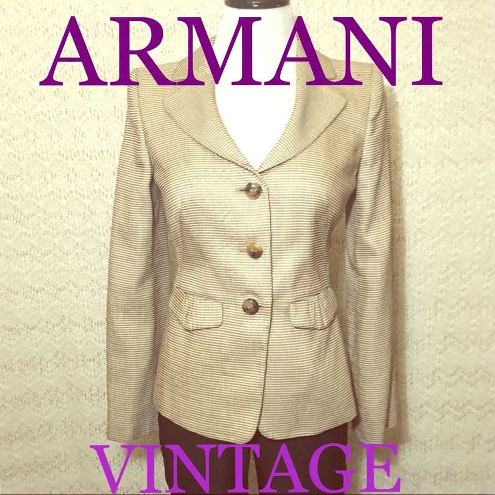 ARMANI Collezioni Fitted Blazer w Ruffle pockets